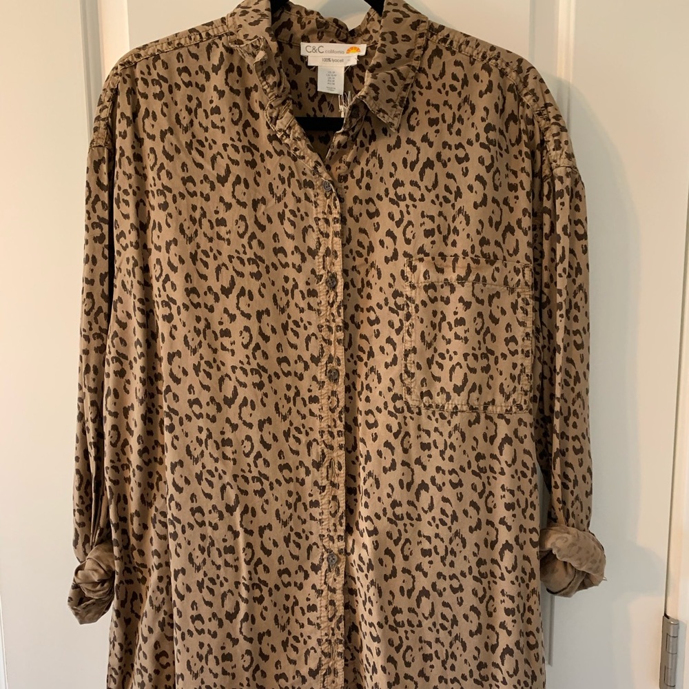 C & C California Leopard print button down